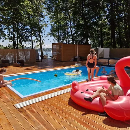 Marinasurf Baza Wypoczynkowa Kamp alanı Przeczyce