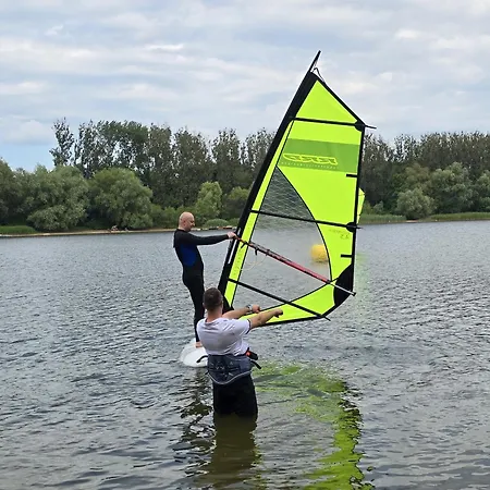 Marinasurf Baza Wypoczynkowa *